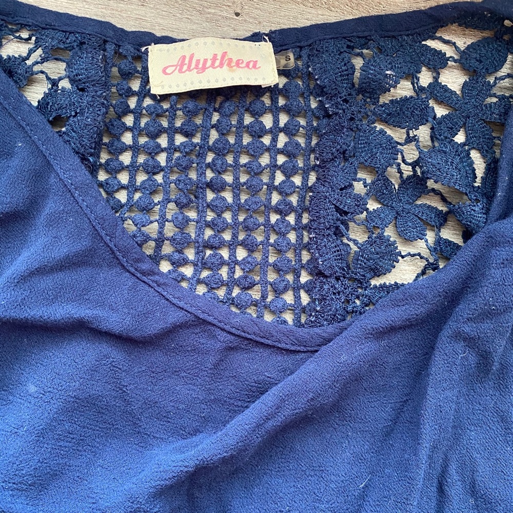 Tank top - Picture 3 of 4